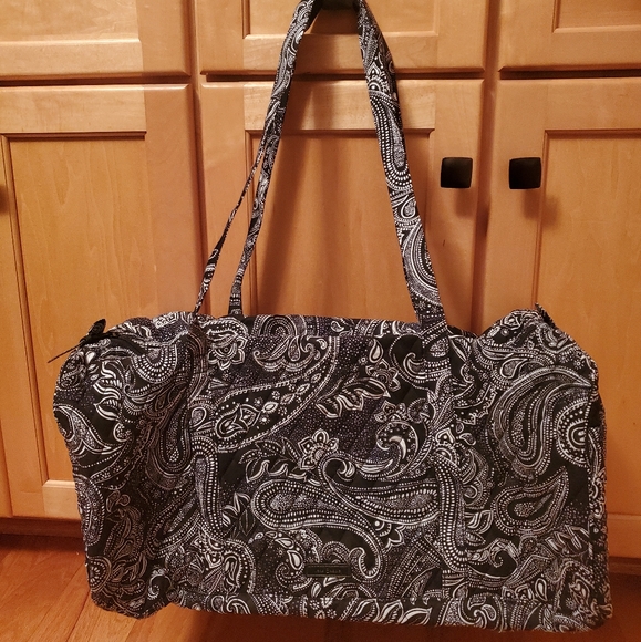 Vera Bradley Handbags - Vera Bradley Large Traveler Duffel Bag NWT